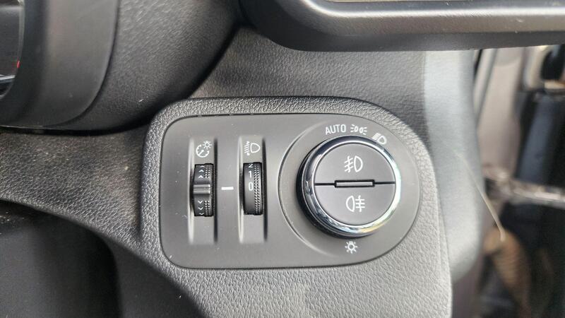 2019 Vauxhall Combo Life — photo 34