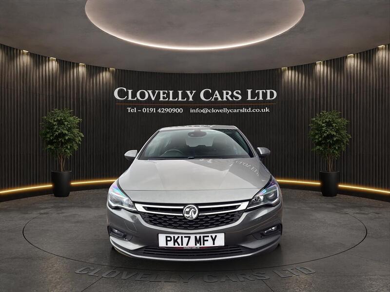 Vauxhall Astra view 2