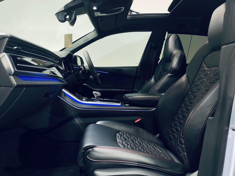 Audi Audi RSQ8 view 5