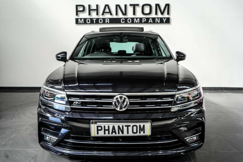 Volkswagen Tiguan view 5