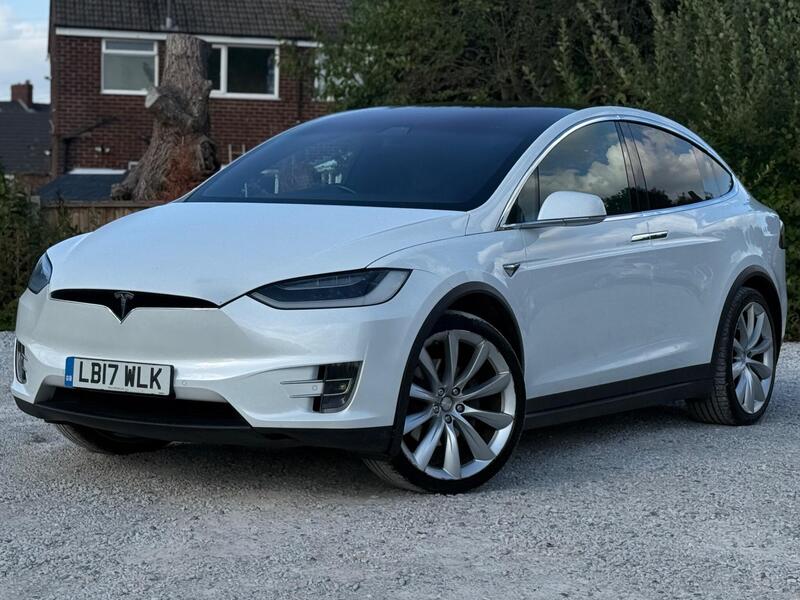 Tesla Model X view 4