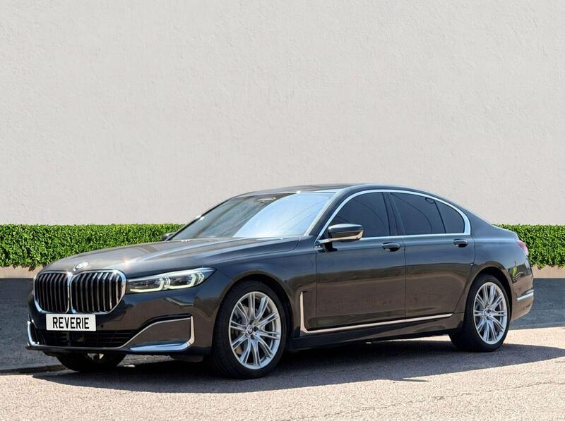 BMW 7 Series view 3