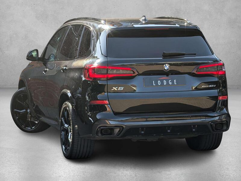 BMW X5 view 5