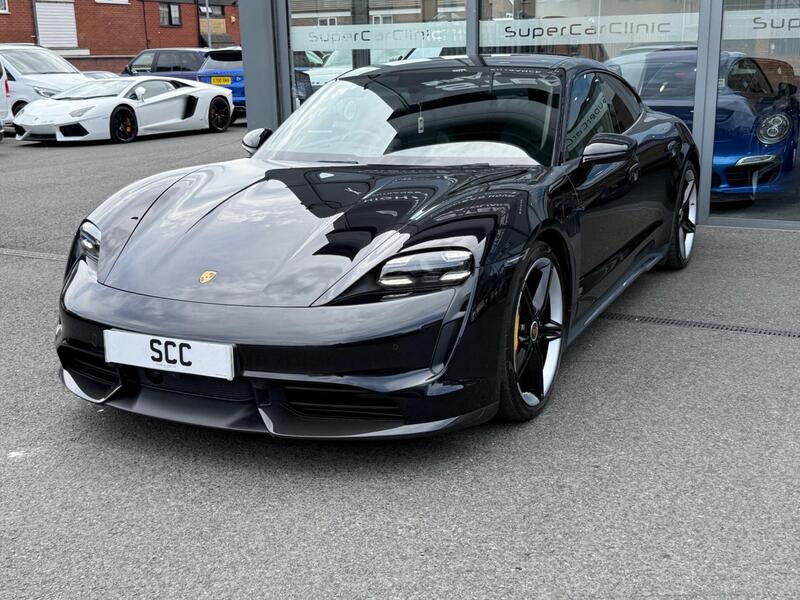 Porsche Taycan view 7