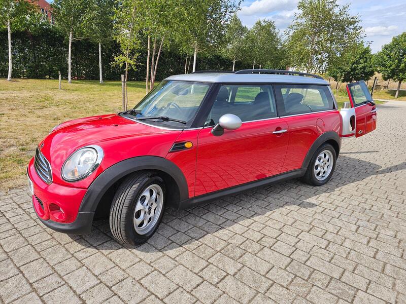 Mini Clubman view 2