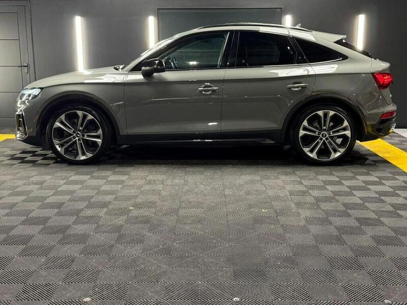 Audi Audi SQ5 view 4