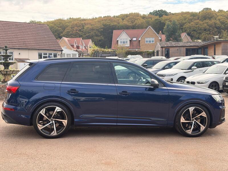 Audi Audi SQ7 view 5