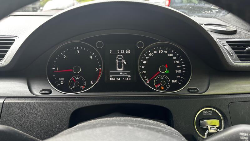 2014 Volkswagen Passat — photo 14