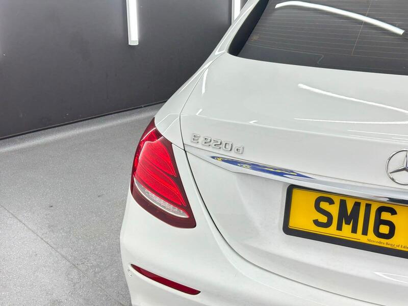 Mercedes-Benz E-Class view 6