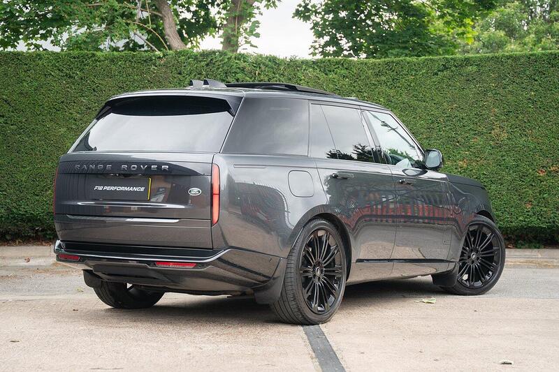 Land Rover Range Rover view 3