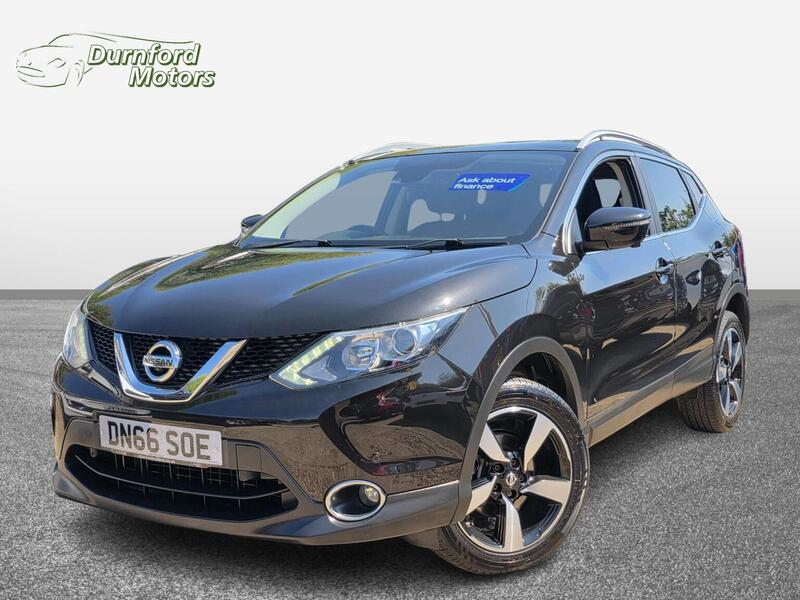 2016 Nissan Qashqai in Black for sale