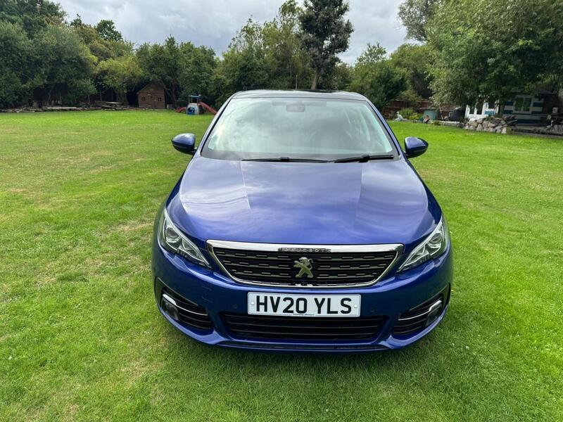 Peugeot 308 view 4