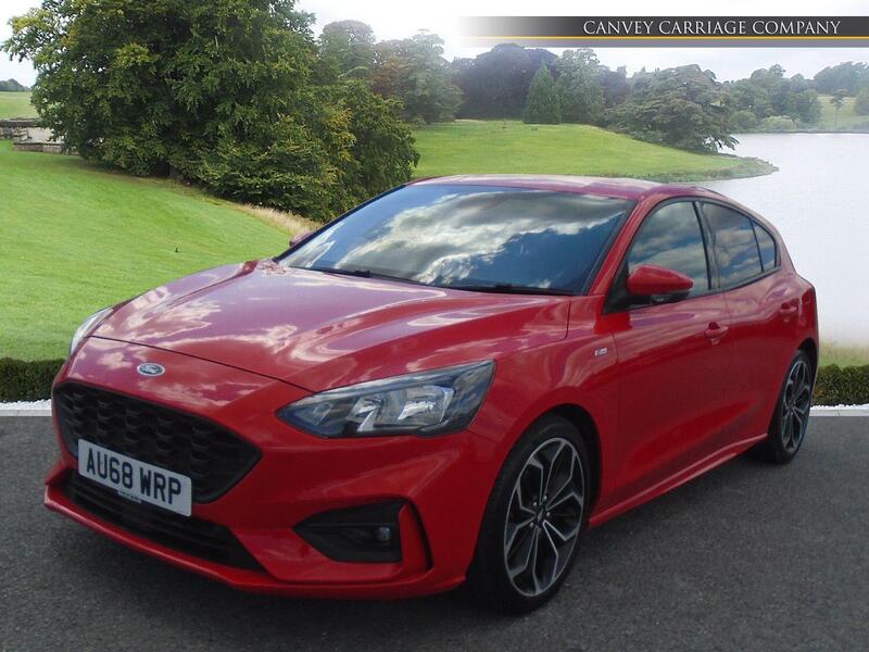 Ford Focus view 2