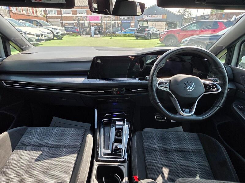 Volkswagen Golf view 2