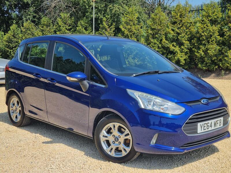 Ford B-Max view 3