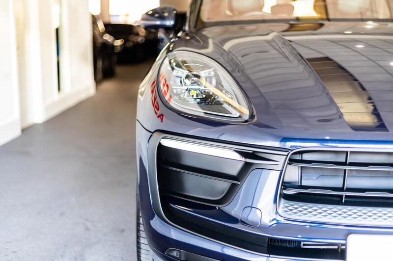 Porsche Macan view 2