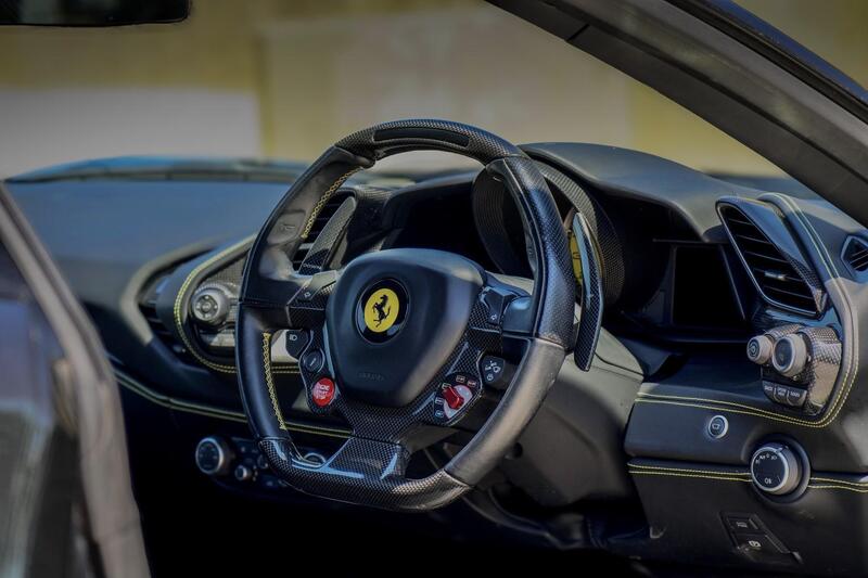 Ferrari 488 view 3