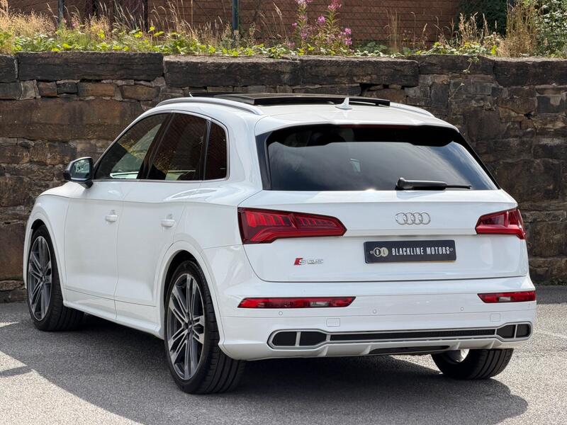 Audi Audi SQ5 view 5