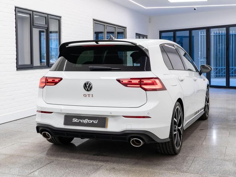 Volkswagen Golf view 5