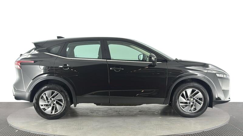 Nissan Qashqai view 3