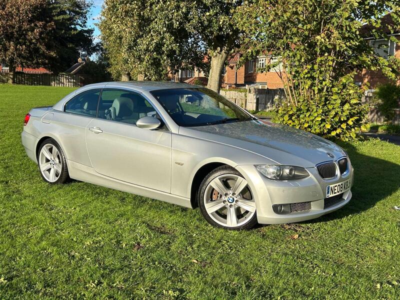 BMW 3 Series view 4