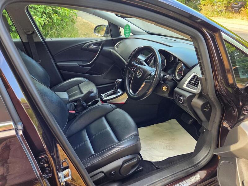Vauxhall Astra view 5