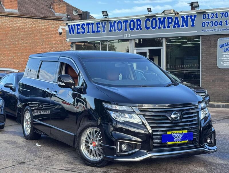 Nissan Elgrand view 5