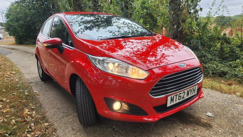 2012 Ford Fiesta — photo 2