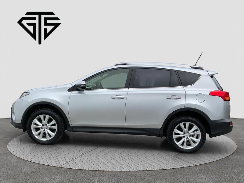 Toyota Rav4 view 6