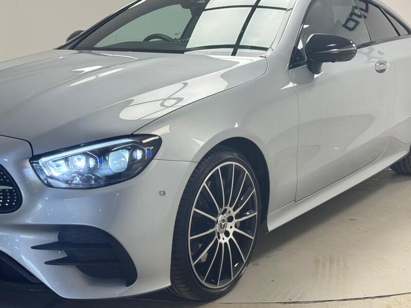 Mercedes-Benz E Class view 6