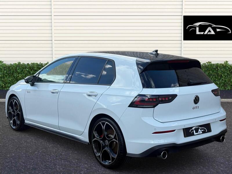 Volkswagen Golf view 5