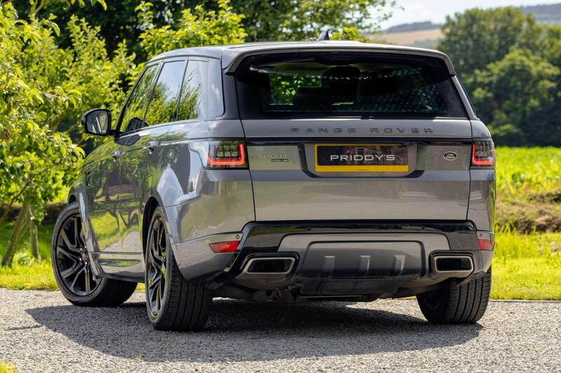 Land Rover Range Rover Sport view 2