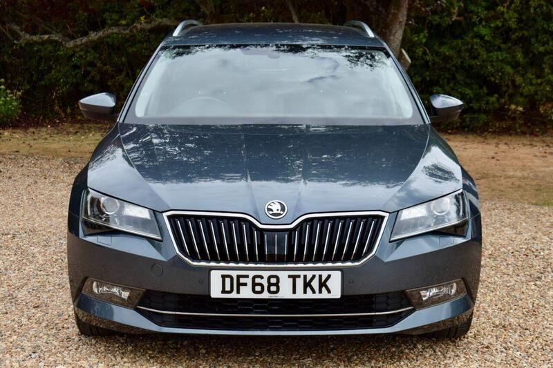 Skoda Superb view 2