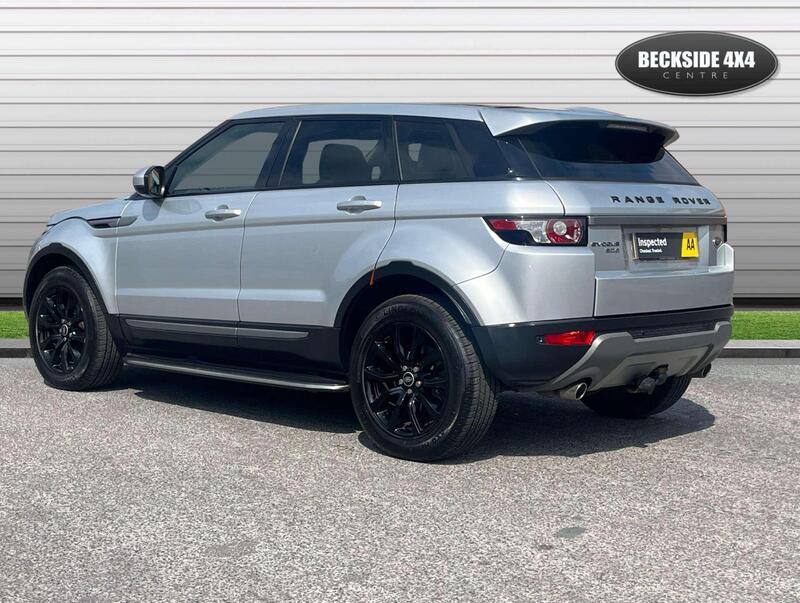 Land Rover Range Rover Evoque view 6