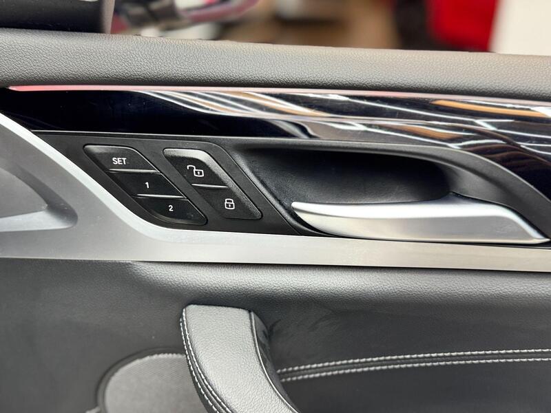 BMW X4 view 37