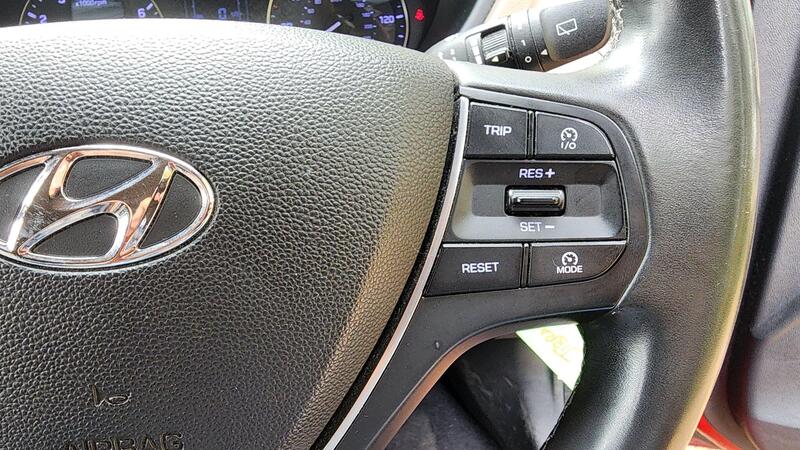 2015 Hyundai i20 — photo 30