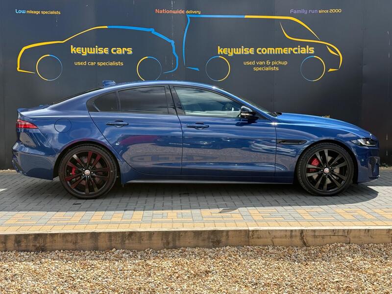 Jaguar Xe view 6