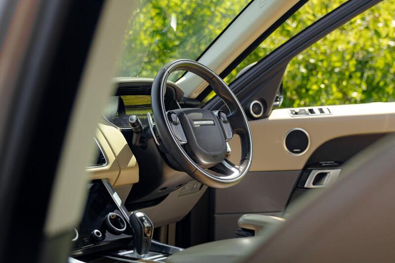 Land Rover Range Rover Sport view 5