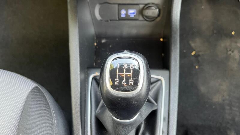 2017 Hyundai i20 — photo 37