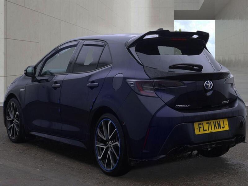 Toyota Corolla view 3