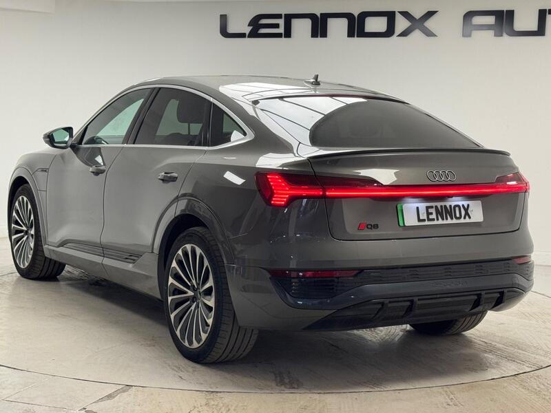 Audi Q8 E-Tron view 6