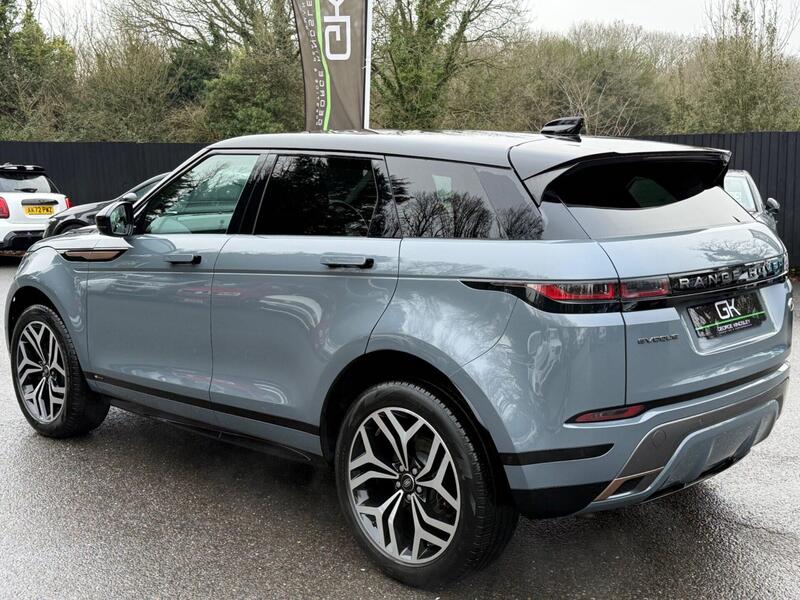 Land Rover Range Rover Evoque view 2