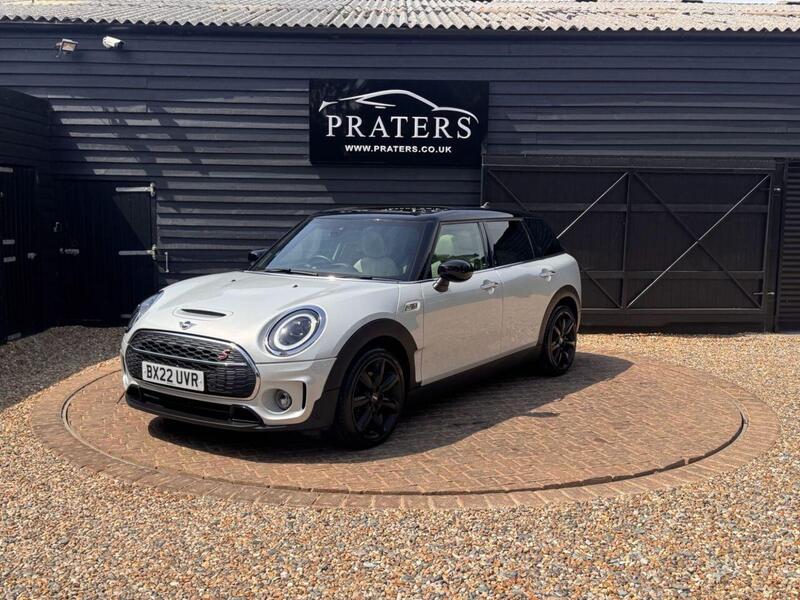 Mini Clubman view 2