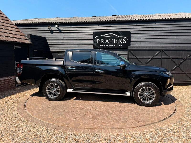 Mitsubishi L200 view 5