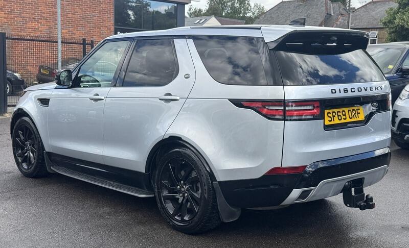 Land Rover Discovery 3 view 3