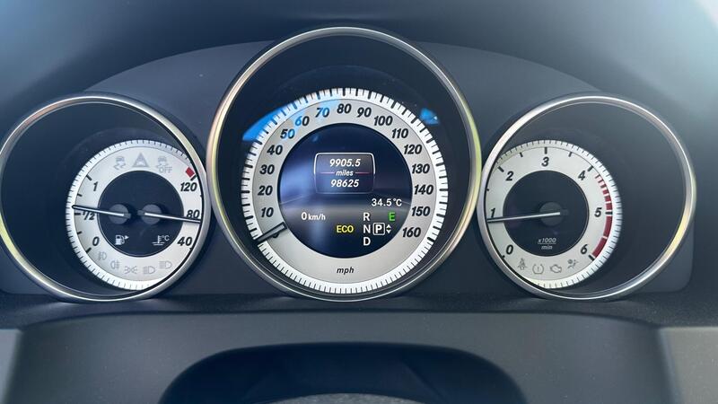 2013 Mercedes-Benz E Class — photo 28