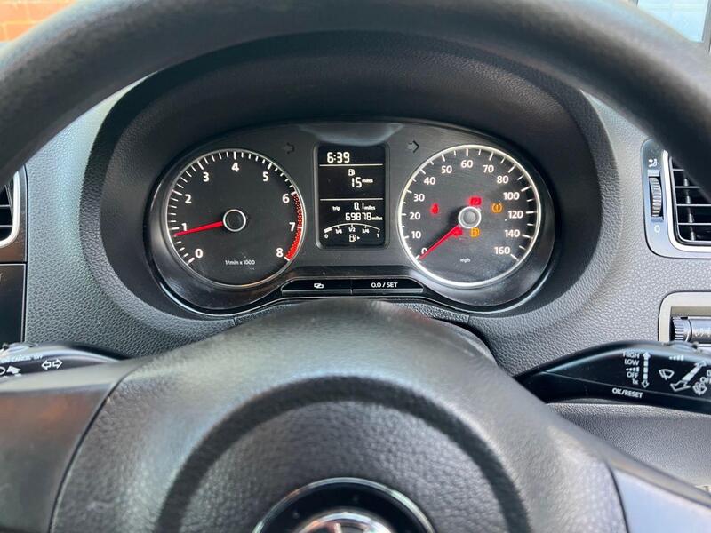 Volkswagen Polo view 22