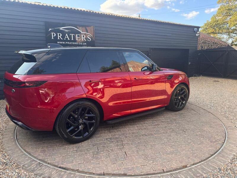 Land Rover Range Rover Sport view 3