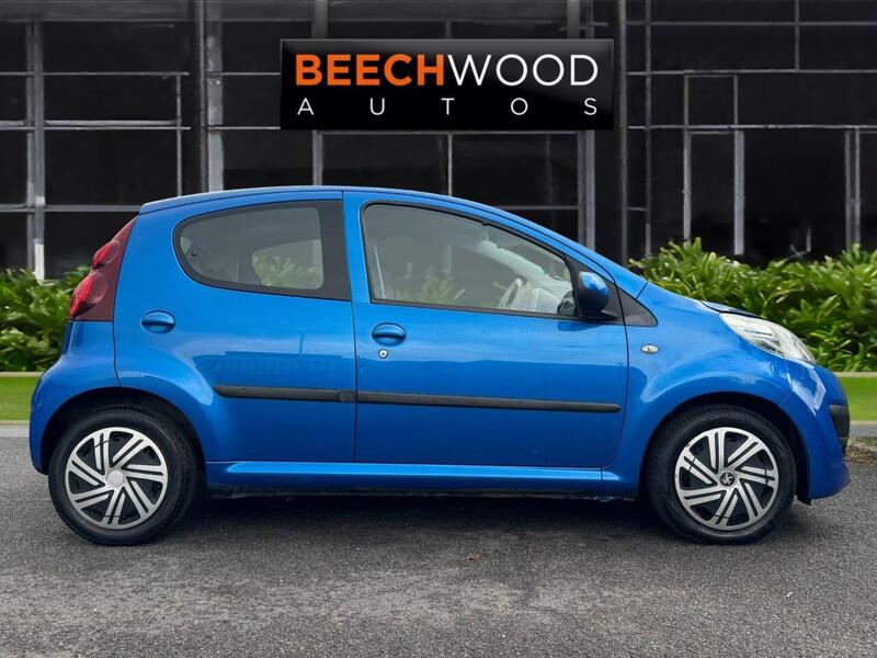 Peugeot 107 view 5