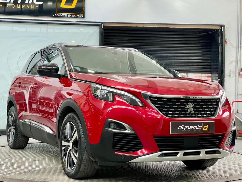 Peugeot 3008 view 2